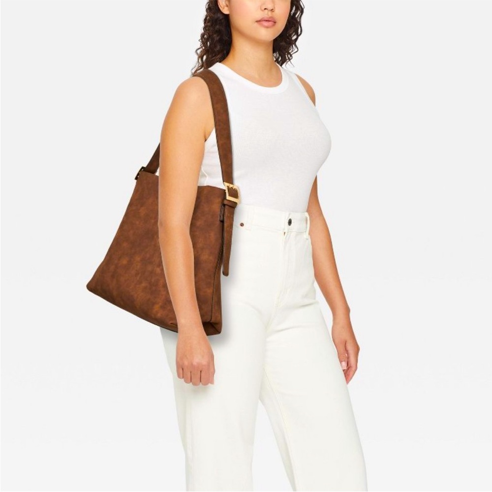Slouchy Bucket Shoulder Bucket Bag - Universal Thread NWT